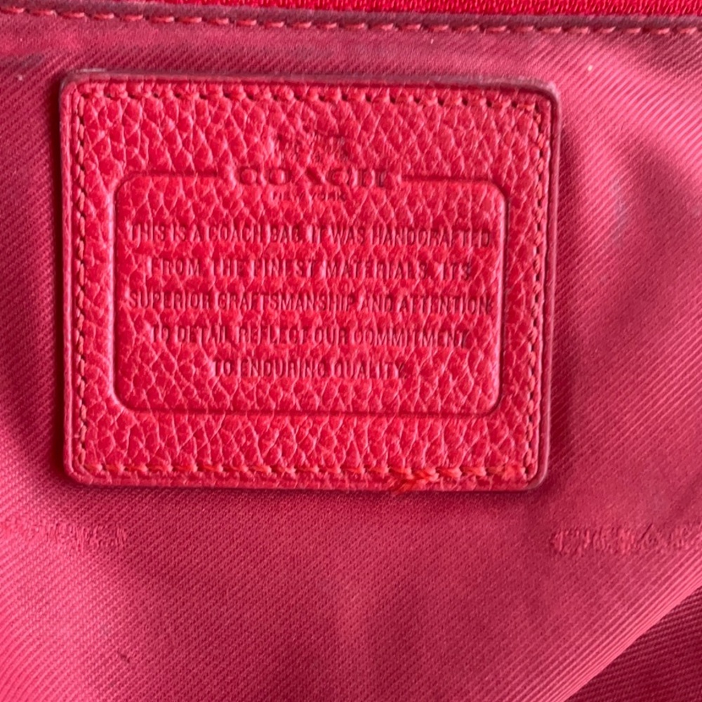 Coach - Pebbled Leather Turnlock Hobo Bag RED 24771 - Picture 6 of 10